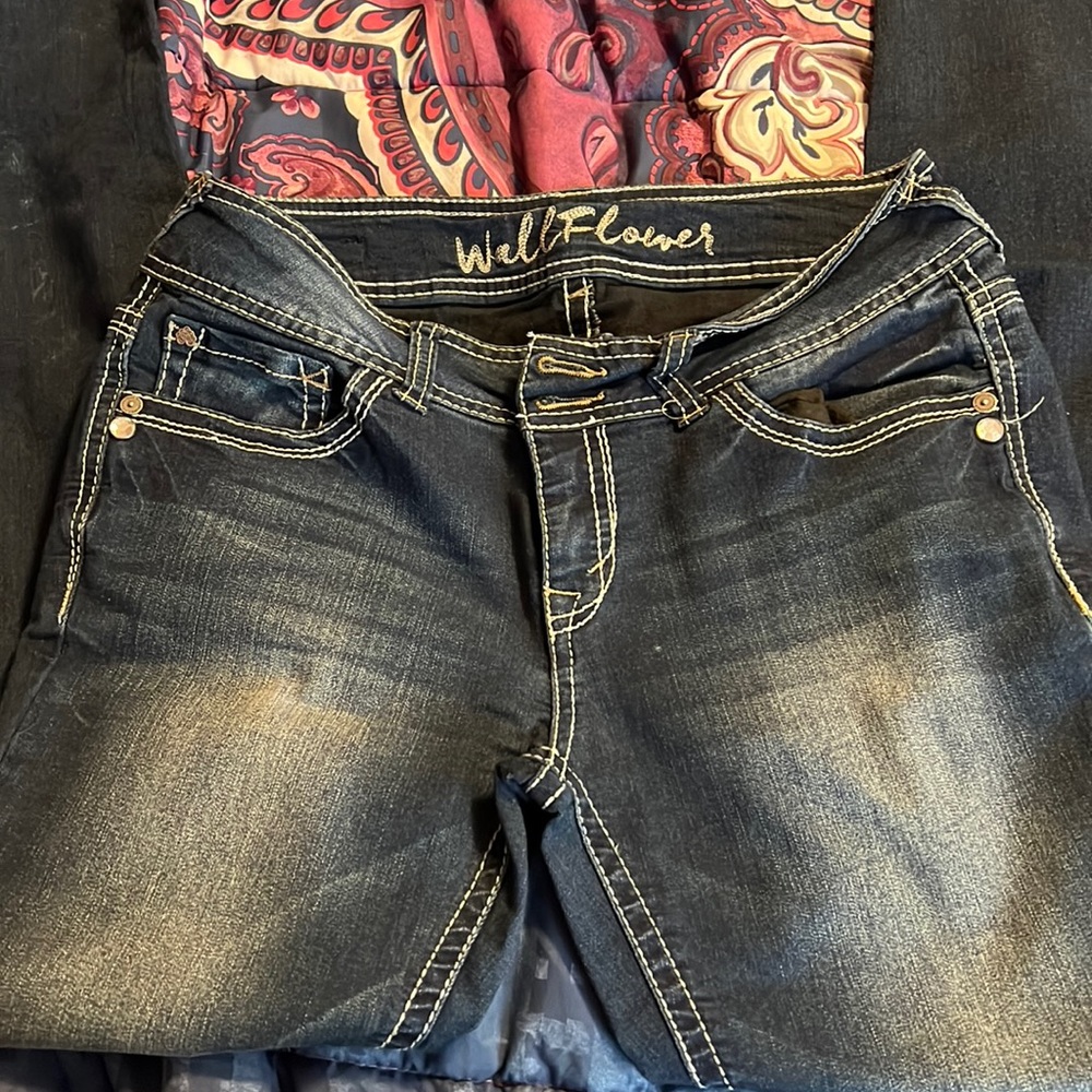 Wallflower jeans